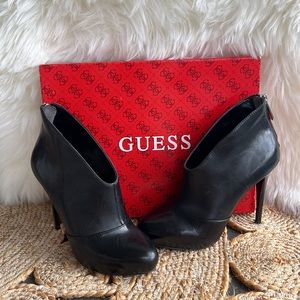 Guess Carlice Black leather ankle boot bootie platform heels